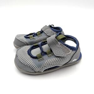 See Kai Run Mini Aven Water Friendly Sandals Kids' Gray Size US5.5 EU21